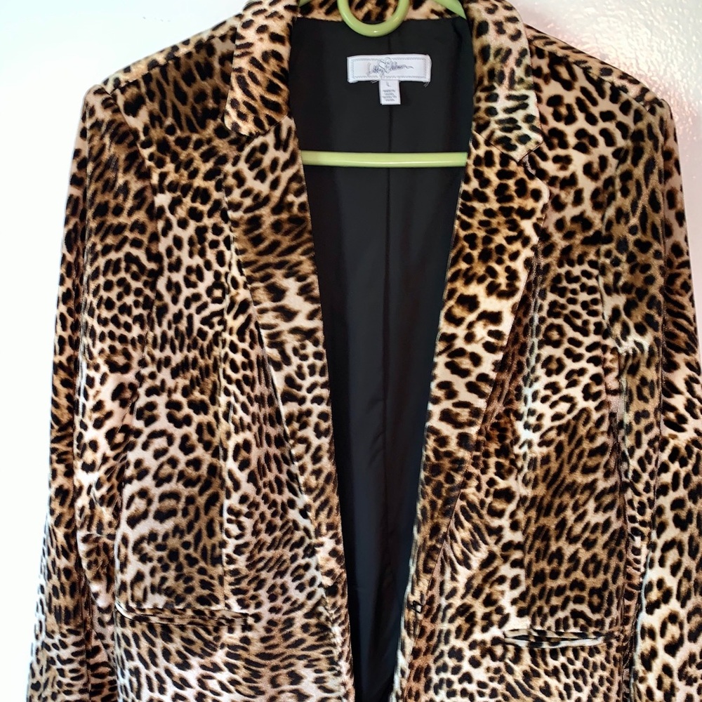 New• Libby Edelman Cheetah Print Blazer